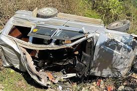 स्याङ्जामा मतदाता बोकेको गाडी दुर्घटना हुँदा १४ जनाको मृत्यु