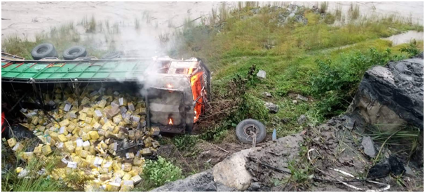 काठमाडौँ आउदै गरेको ट्रक दुर्घटना