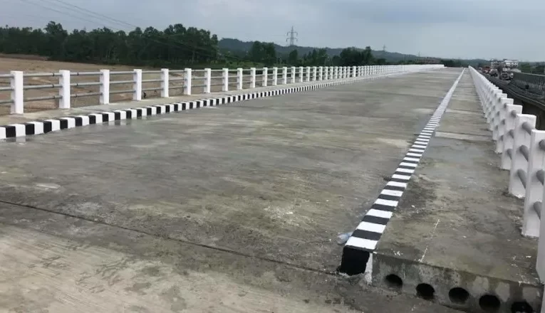 दाङमा एकैपटक नौ पुल निर्माण